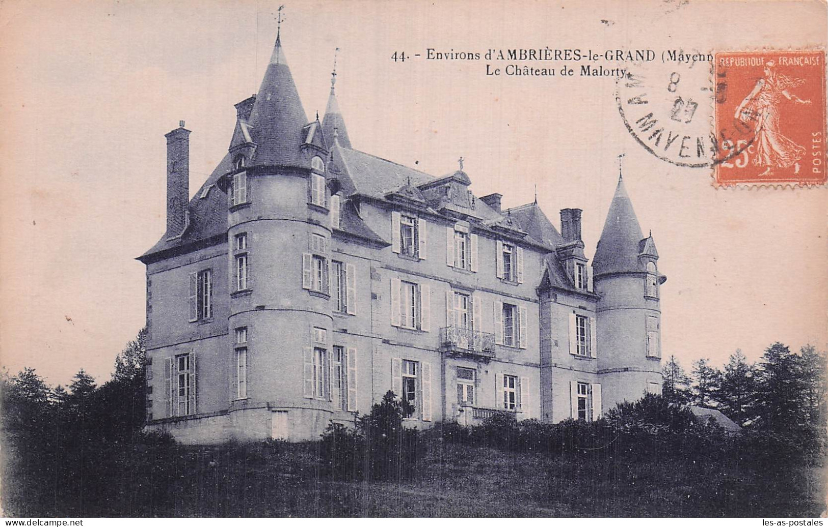 53 AMBRIERES LES VALLEES LE CHATEAU DE MALORTIE