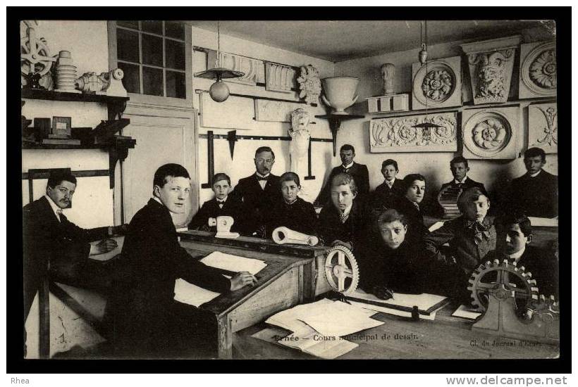 53 Ernée ecole professionnelle cour dessin D53D K53096K C53096C RH076712