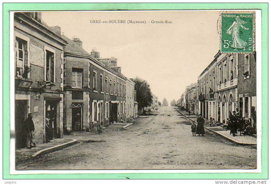 53 - GREZ en BOUERE -- Grande rue