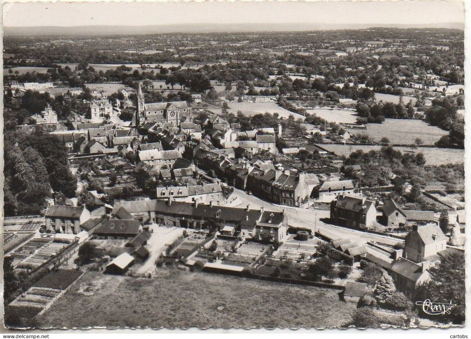 53 LANDIVY - Vue générale aérienne