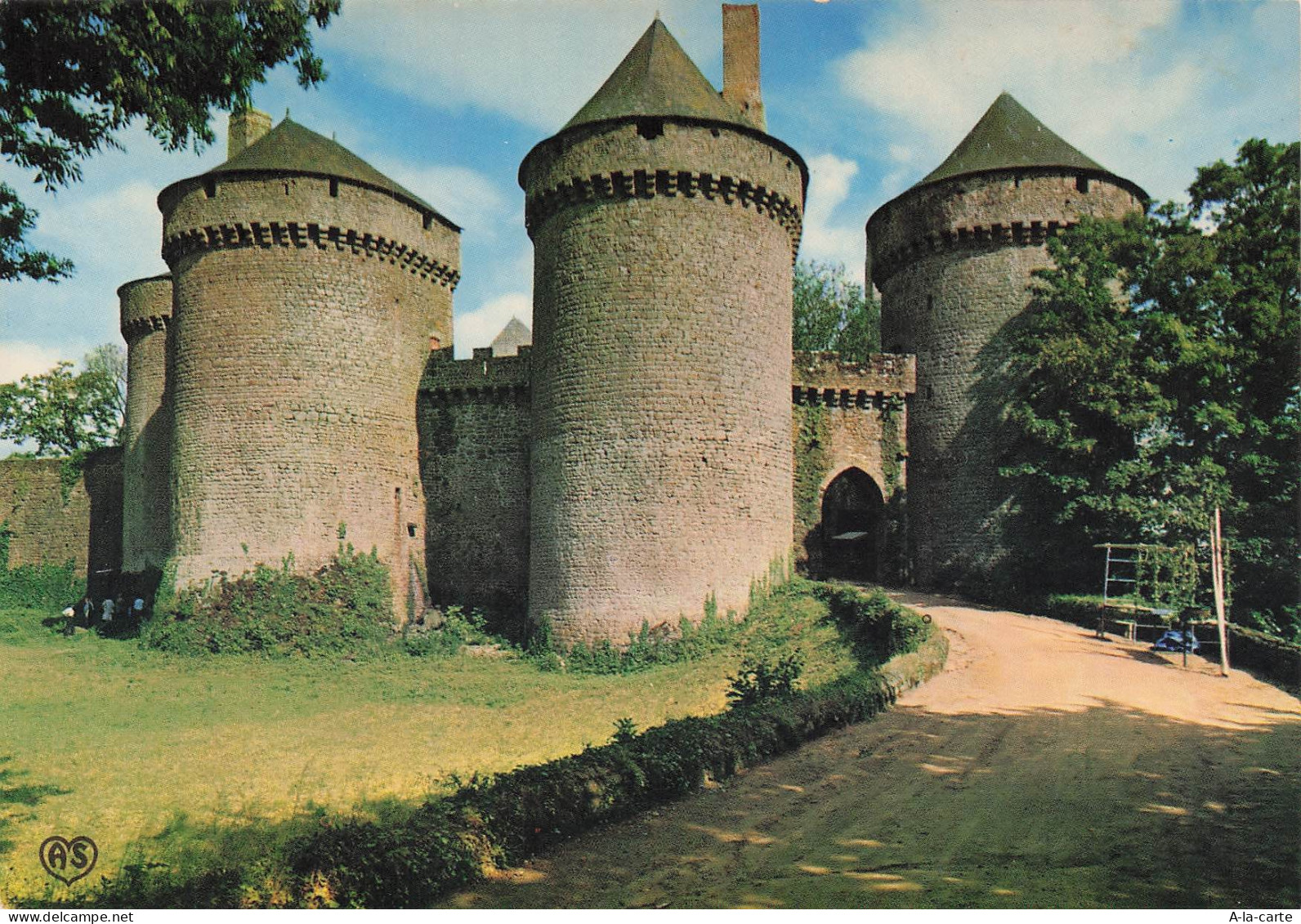 53 LASSAY LES CHATEAUX CHATEAU DE LASSAY