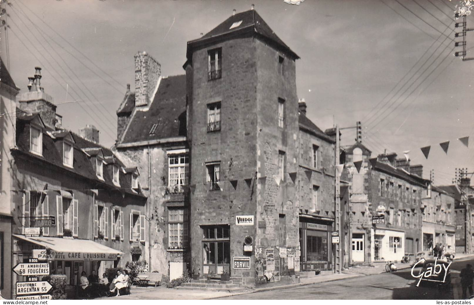 53 LASSAY LES CHATEAUX CHATEAUX DE LASSAY