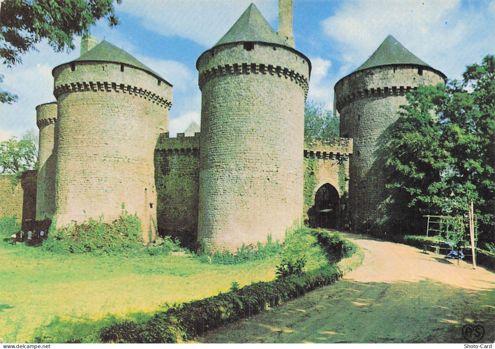 53 LASSAY LES CHATEAUX LE CHATEAU DE LASSAY
