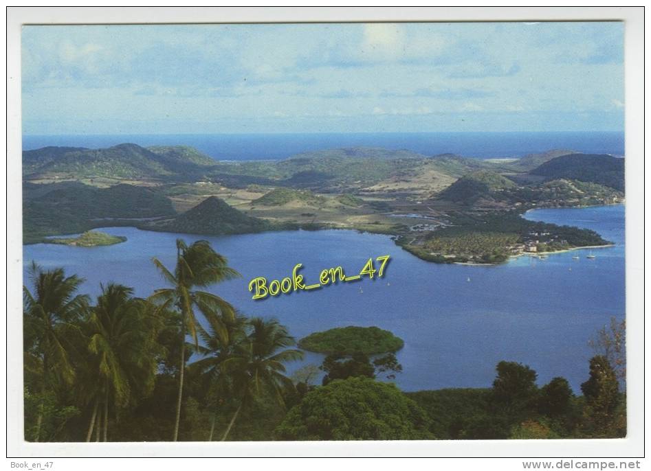 {53030} 972 Martinique Le Marin : Le cul de sac du Marin et le Club Mediterranée. " en baisse "