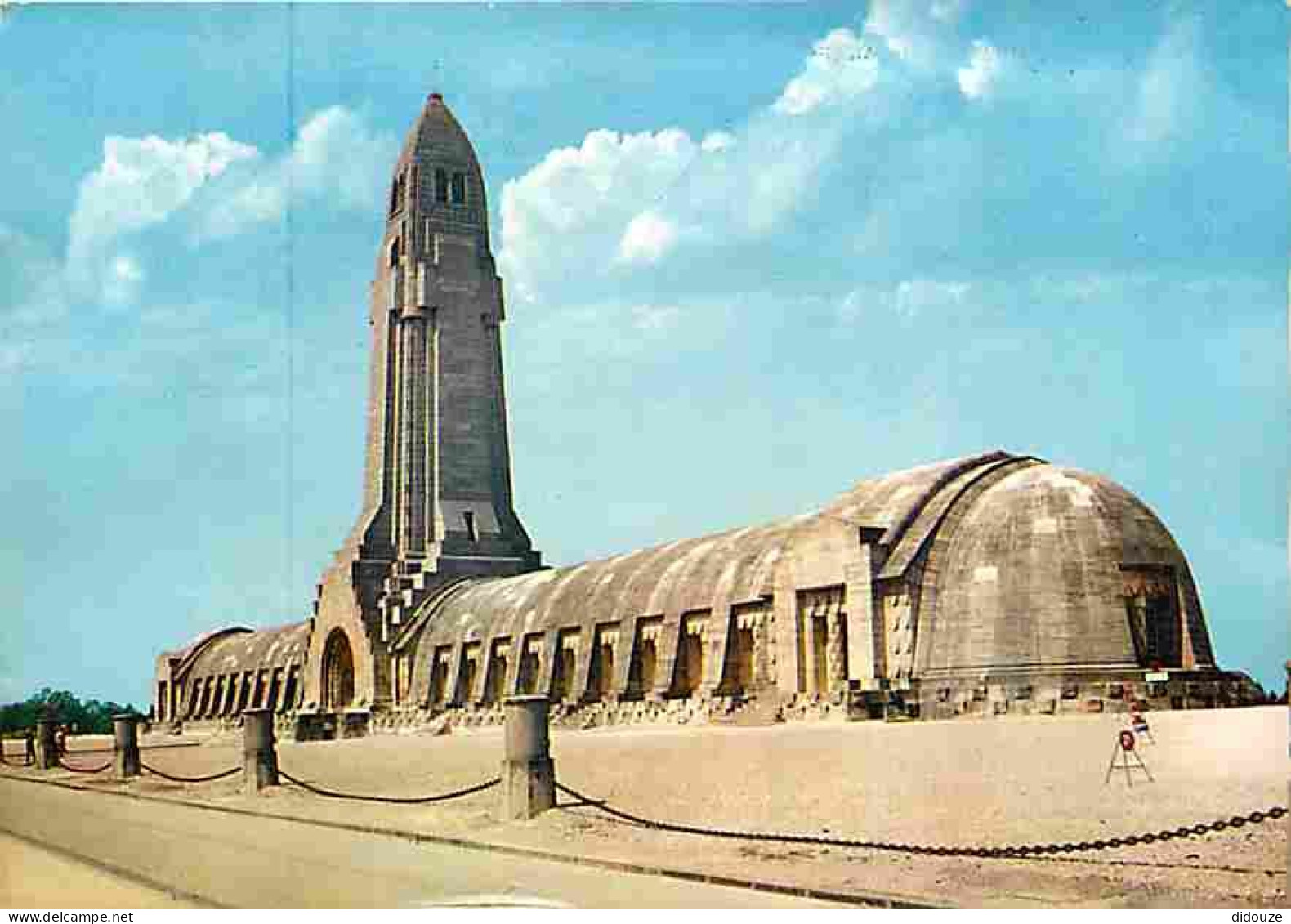 55 - Douaumont - L'Ossuaire de Douaumont - Carte Neuve - CPM - Voir Scans Recto-Verso