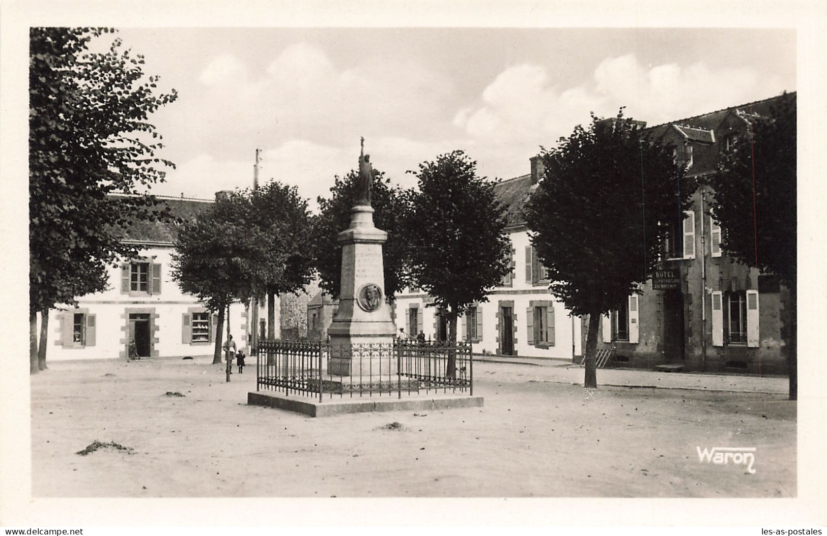 56 CLEGUEREC MONUMENT POBEGUIN