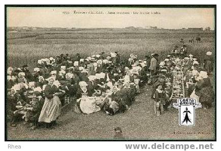 56 Erdeven - 2759 - Environs d'Auray - Noces Bretonnes - Les Invités à table - cpa