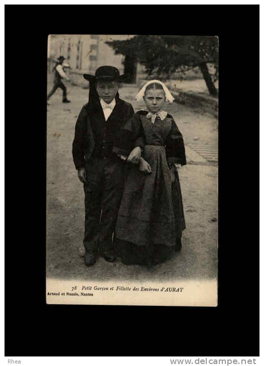 56 Erdeven 78 Petit Garçon et Fillette des Environs d´AURAY bretagne costume enfant