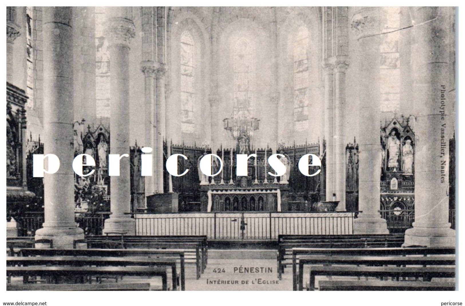 56  Pénestin intérieur de  l'eglise