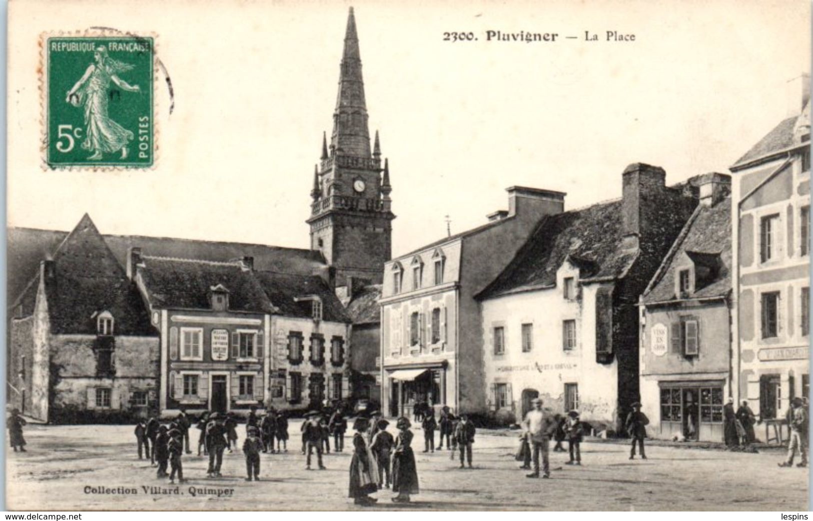 56 - PLUVIGNER --  La Place