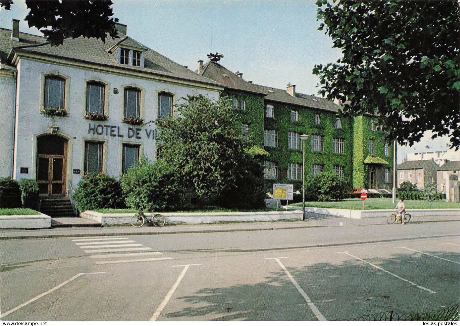 57 TALANGE HOTEL DE VILLE