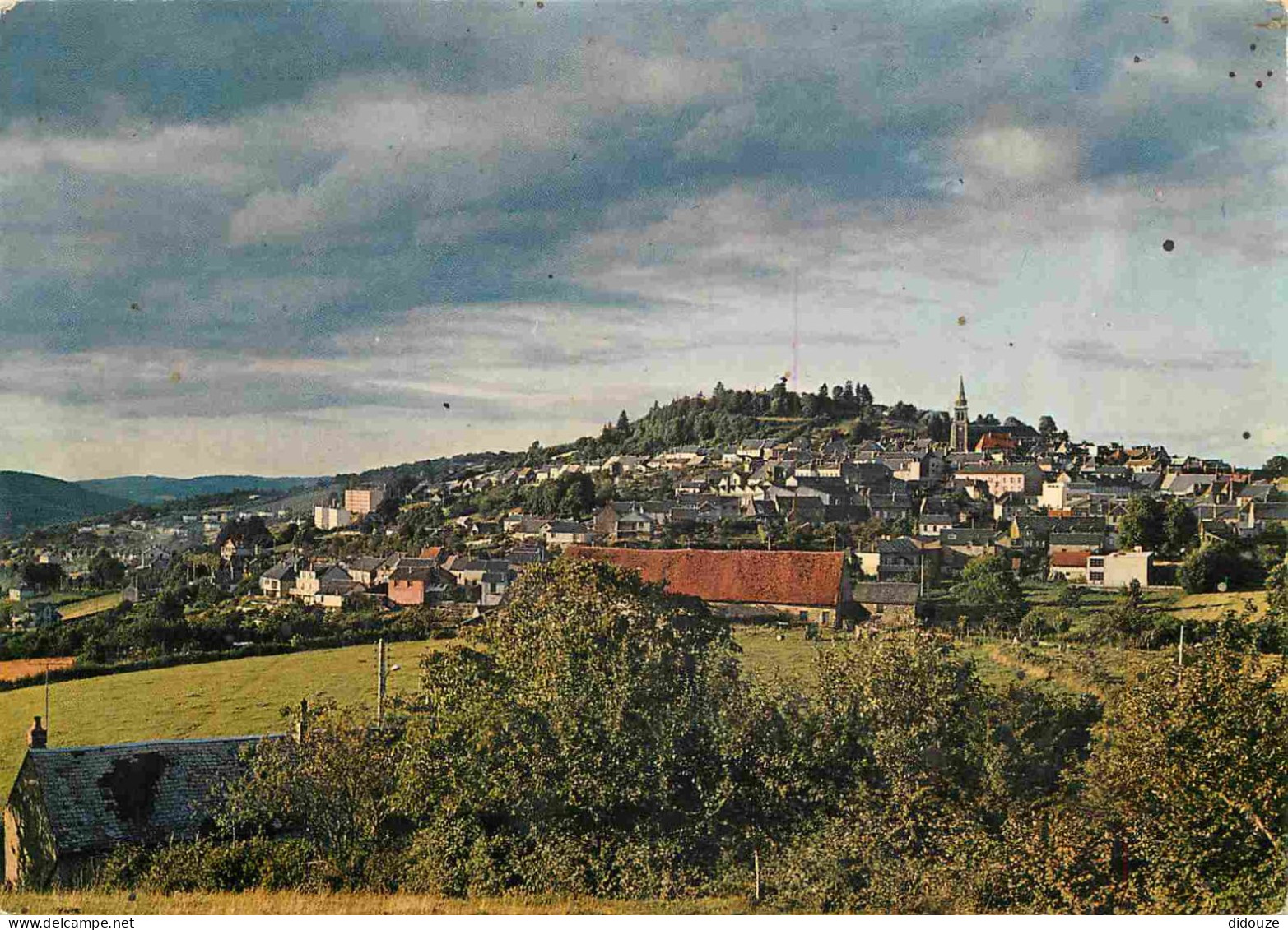 58 - Chateau Chinon - Vue Générale - CPM - Voir Scans Recto-Verso