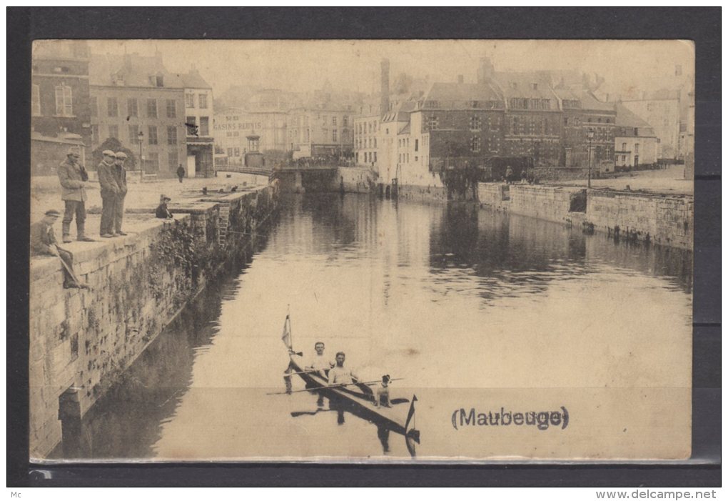 59 - Maubeuge - Canoé - animée