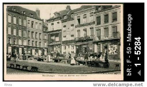 59 Maubeuge - Maubeuge - Place du Marché aux Herbes - marche - marche place du marche auxherb /  D59D  K59392K  C59392C