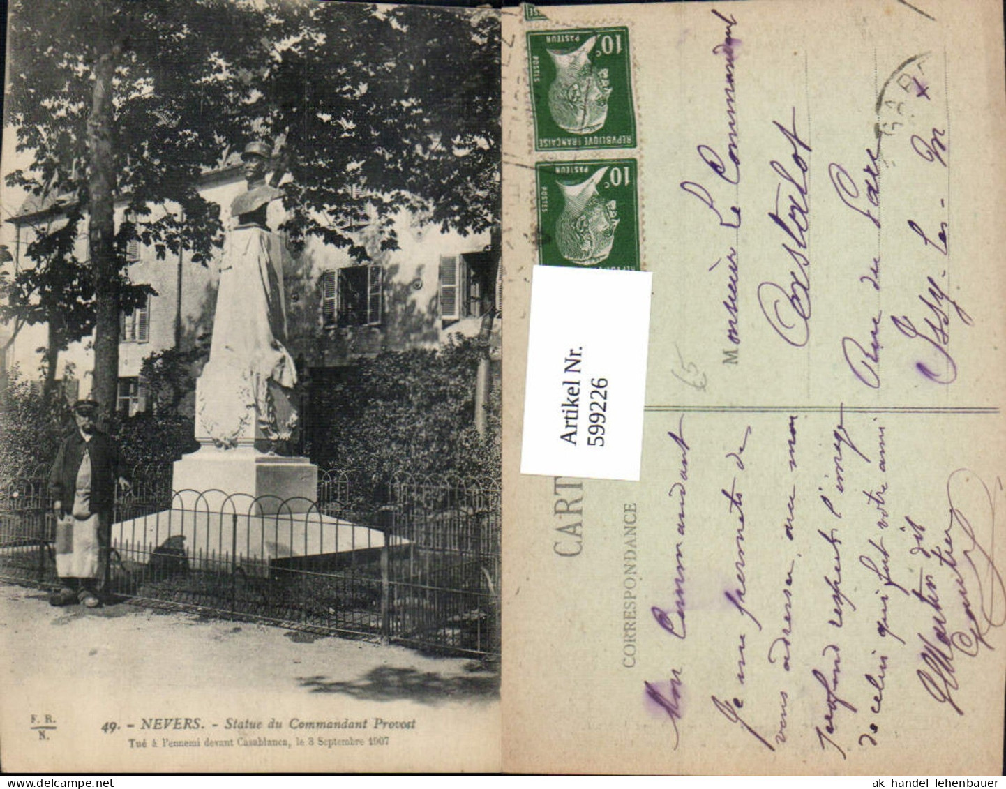 599226,Nevers Statue du Commandant Provost Statue France