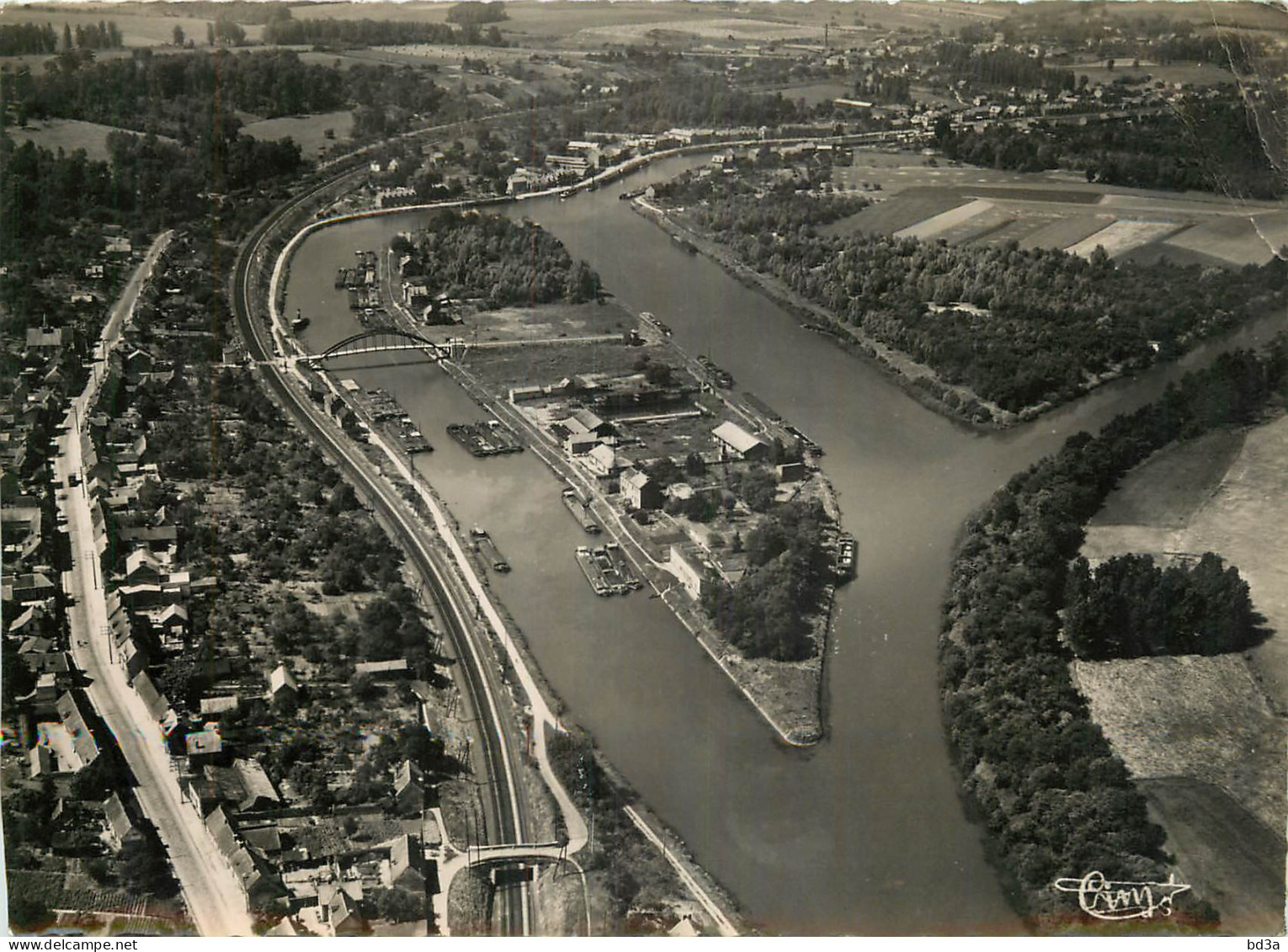 60 - LONGUEIL ANNEL - VUE AERIENNE