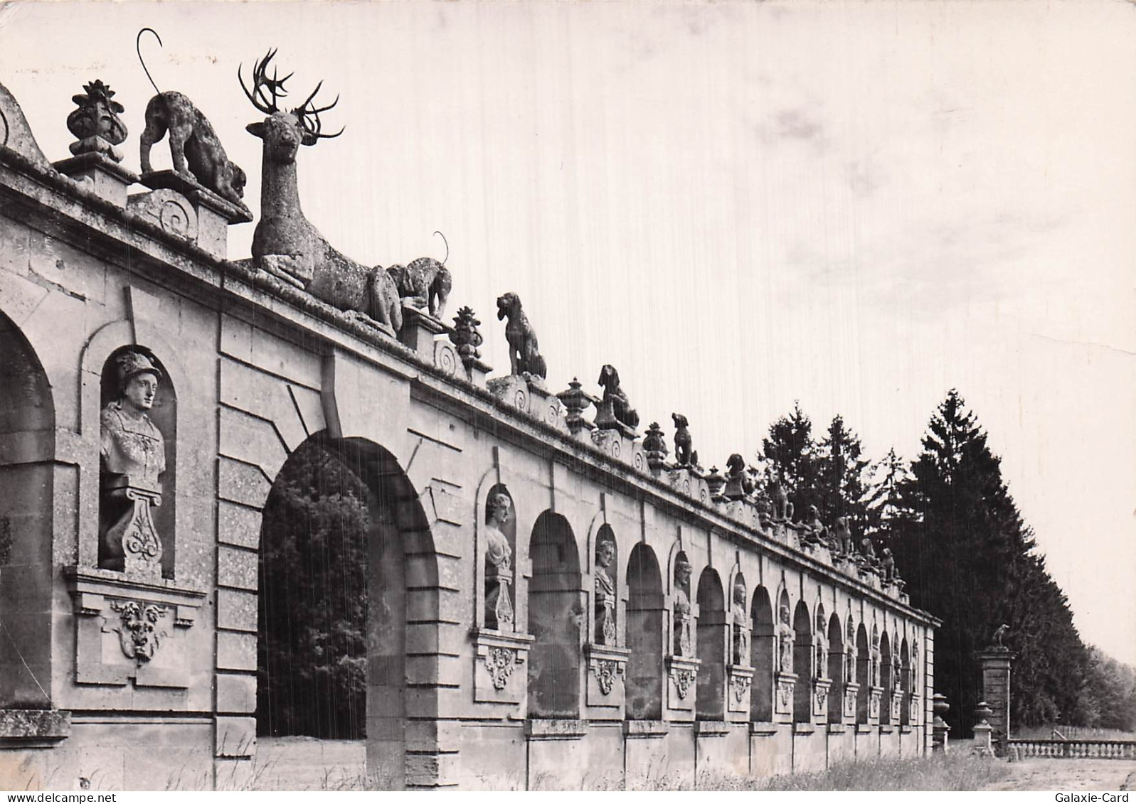 60 RARAY CHATEAU DE RARAY