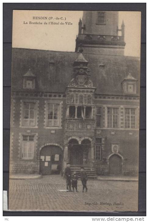 62 - Hesdin - La Breteche de l'Hotel de Ville - Animée - Enfants - RARE ! - Imp. Lib. Herbay, Hesdin