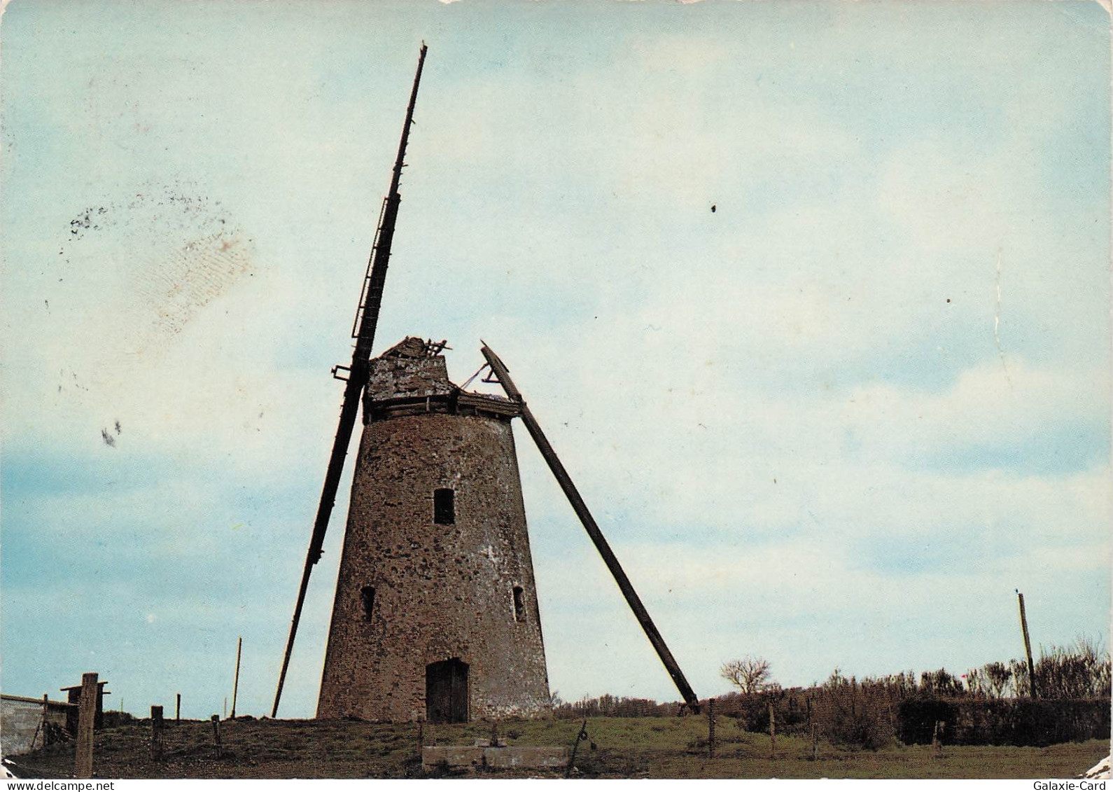 62 OYE PLAGE LE MOULIN