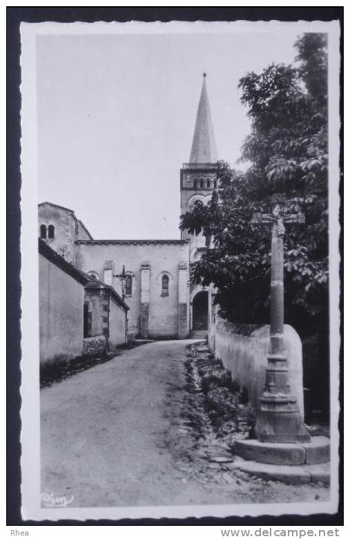 63 Combronde eglise    D63D  K63116K  C63116C RH054974