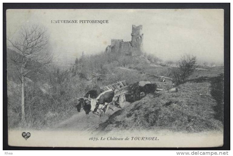 63 Tournoel Volvic attelage boeuf chateau    D63D  K63300K  C63470C RH055805