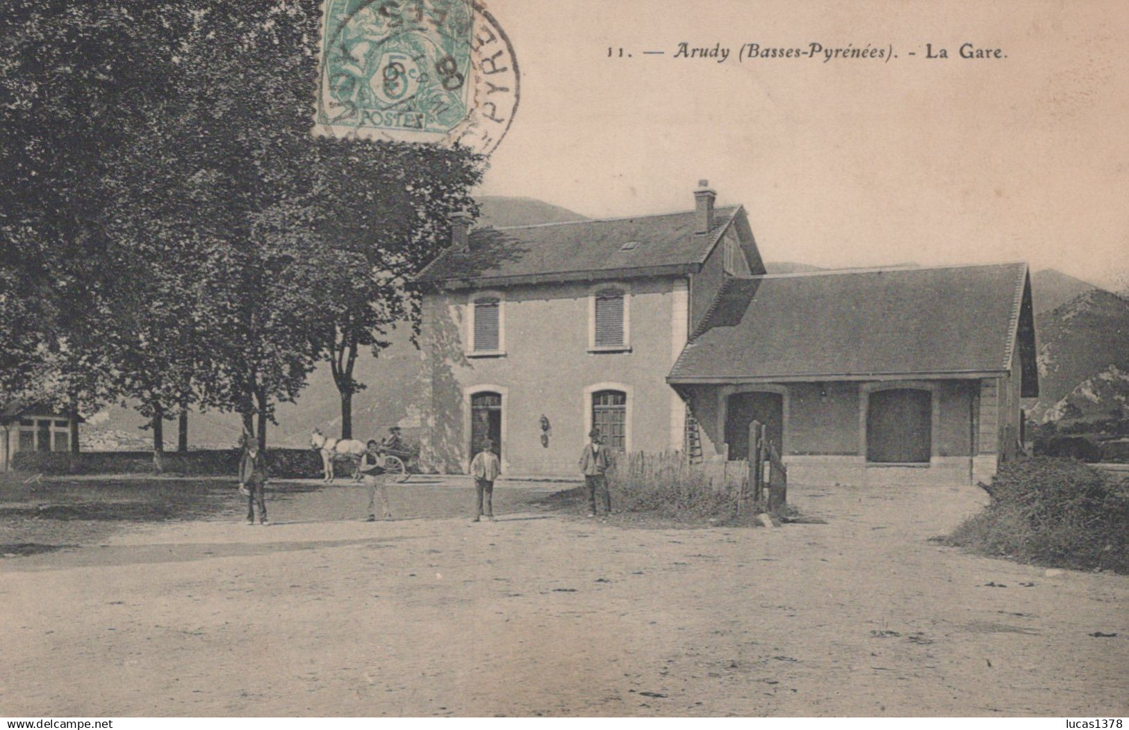 64 / ARUDY / LA GARE