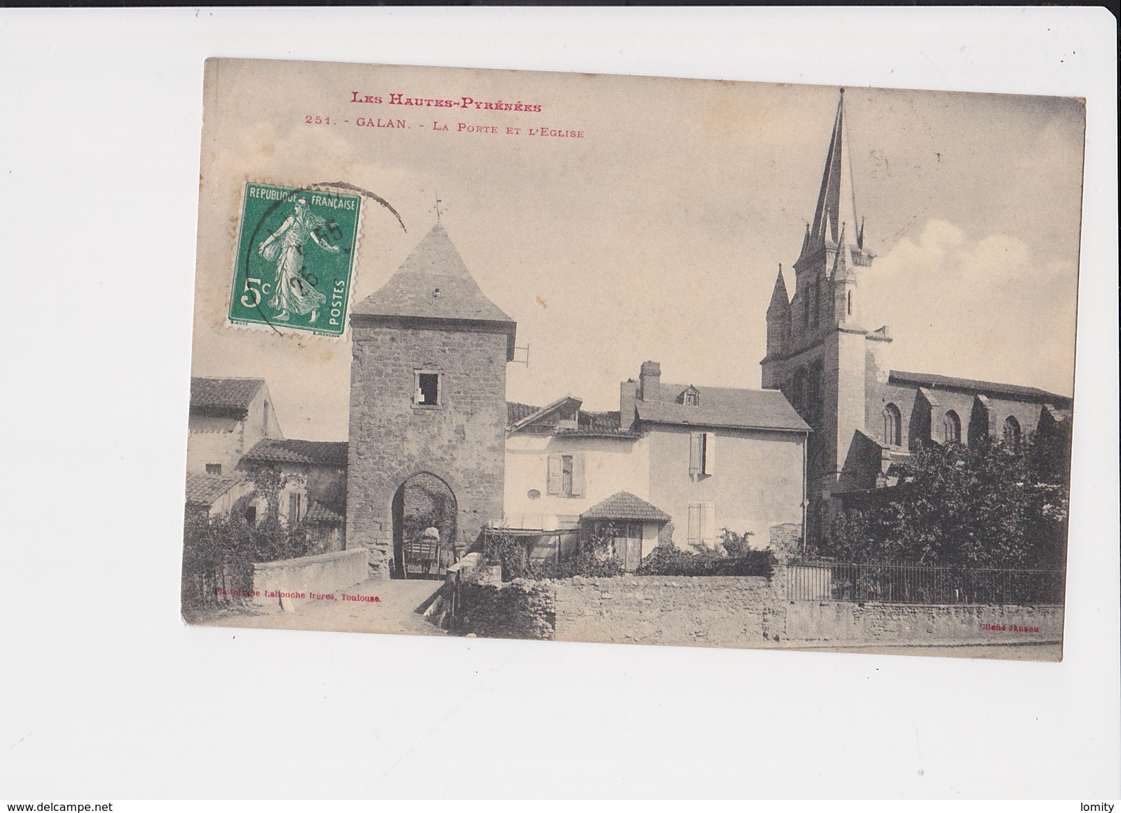 65 galan la porte et l' église