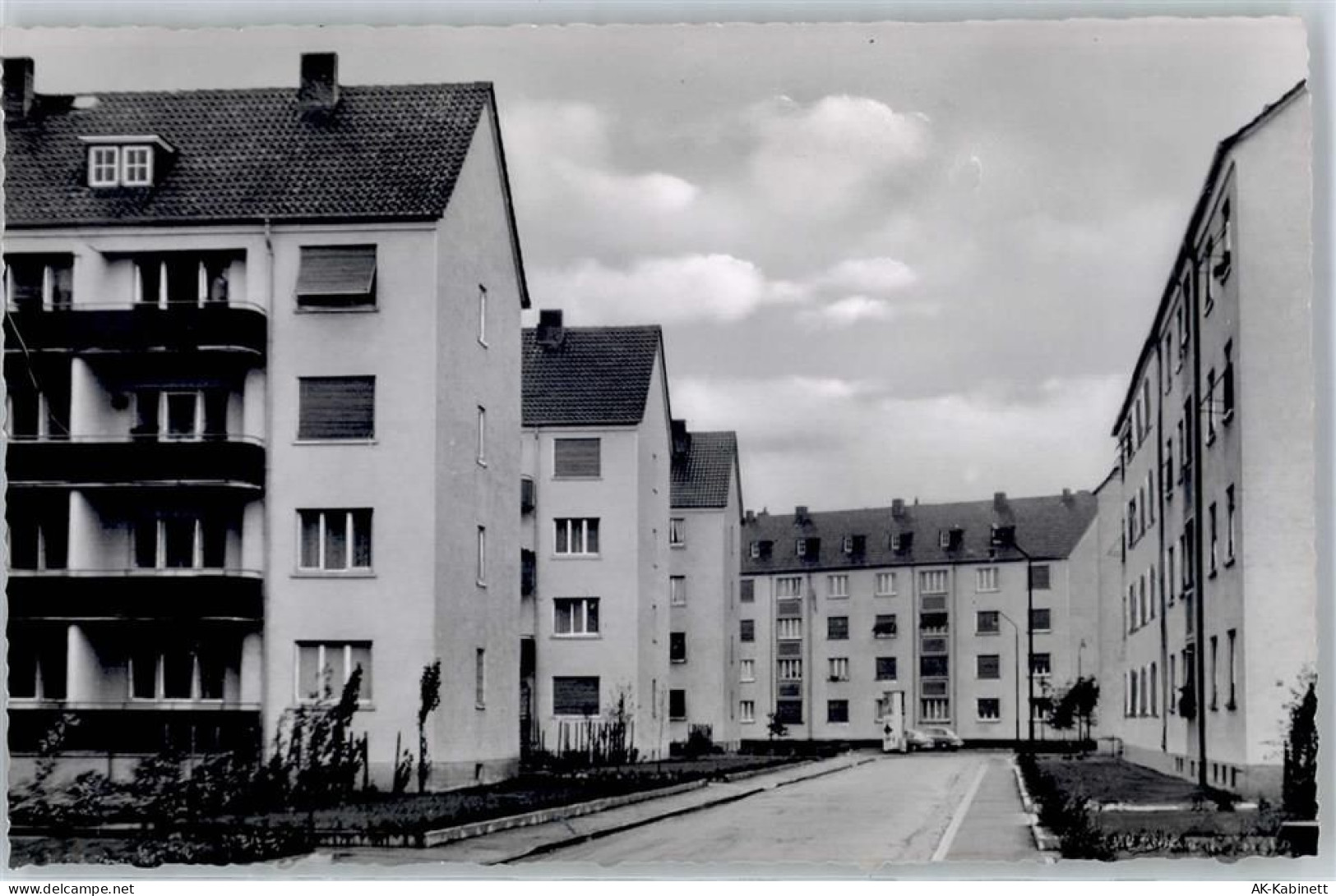 65428 W6090 Rüsselsheim - Wohnhaus Litfaßsäule Oldtimer - 51627541