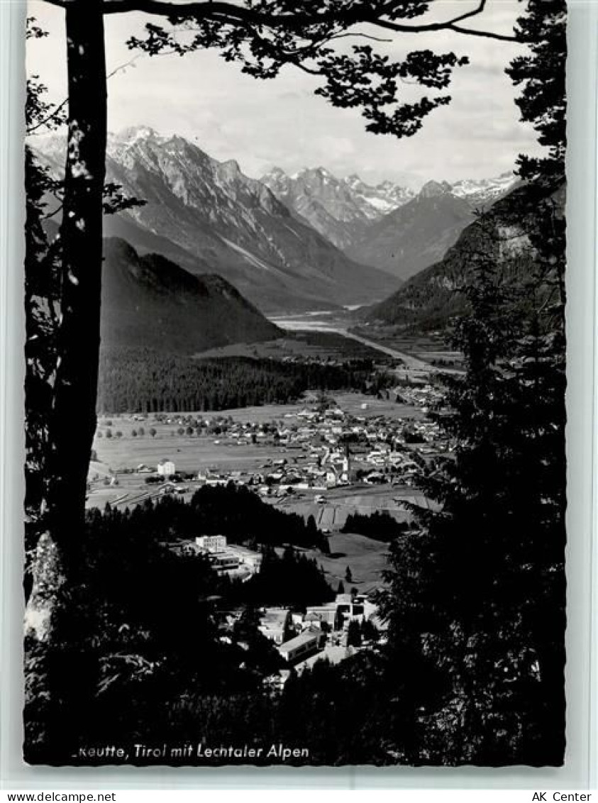 6600 Reutte - Blick auf Reutte mit Lechtaler Alpen - 40114369