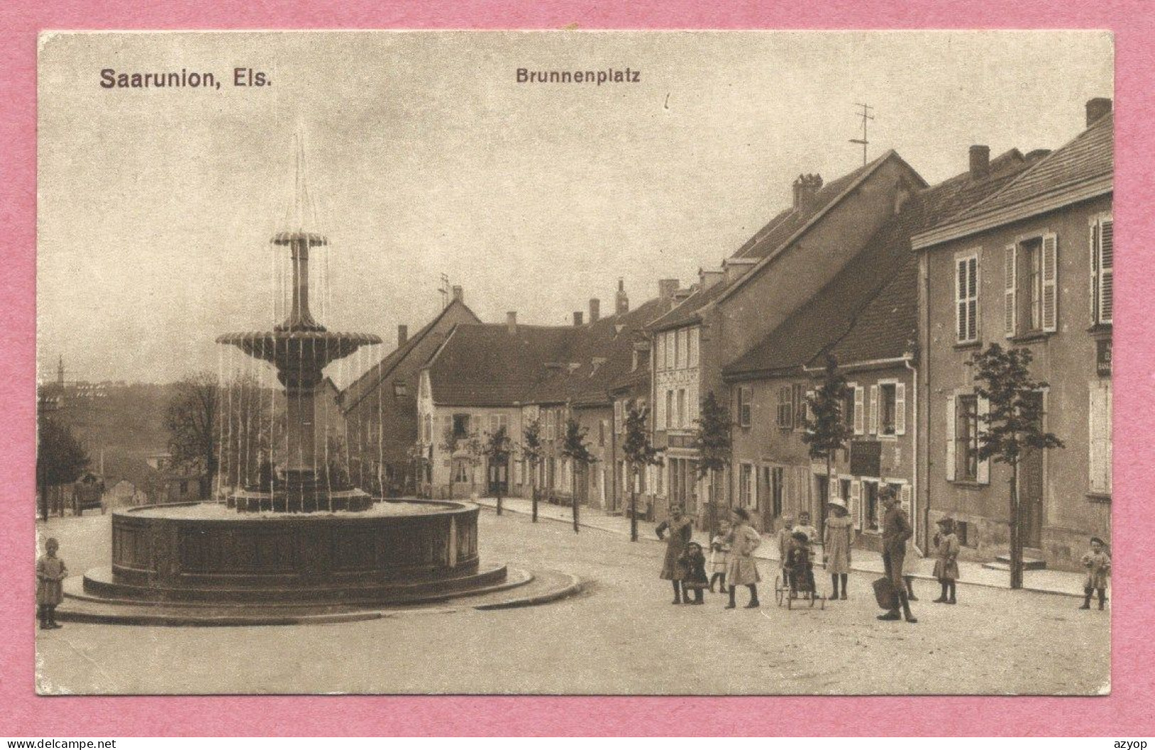 67 - SAARUNION - SARRE UNION - Brunnenplatz