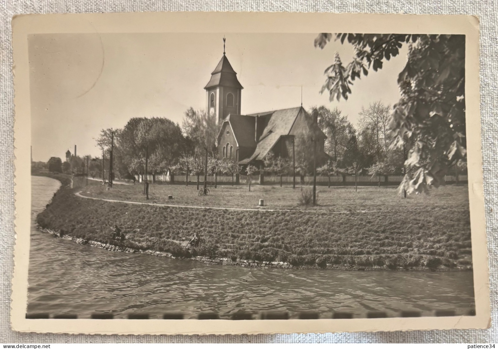 68 - CPSM HUNINGUE - Eglise Protestante