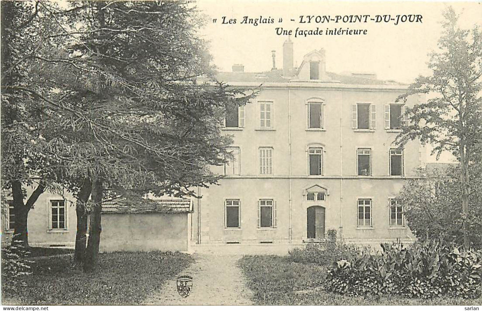 69/5 , Lyon-Point-du-Jour – « Les Anglais » - Une facade interieur , * 356 59