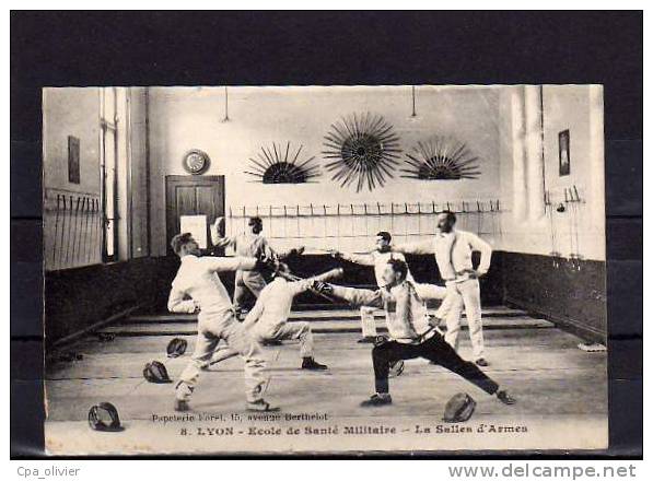 69 LYON III Ecole de Santé Militaire, Salle d'Armes, Escrime, très beau plan, ed Forel 8, 1921