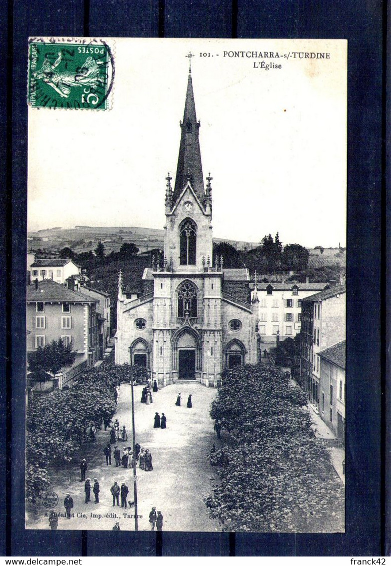 69. pontcharra sur turdine. l'église