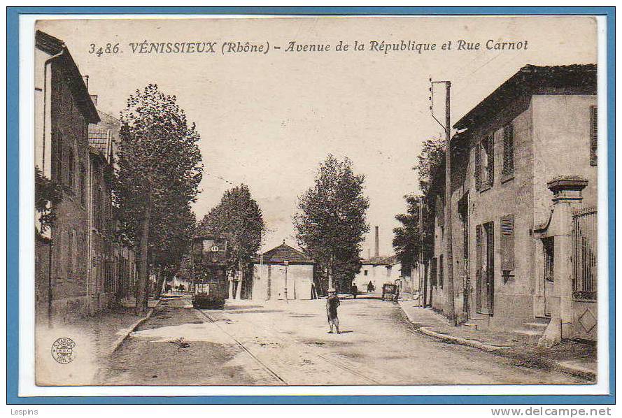 69 - VENISSIEUX -- Avenue de la République et...
