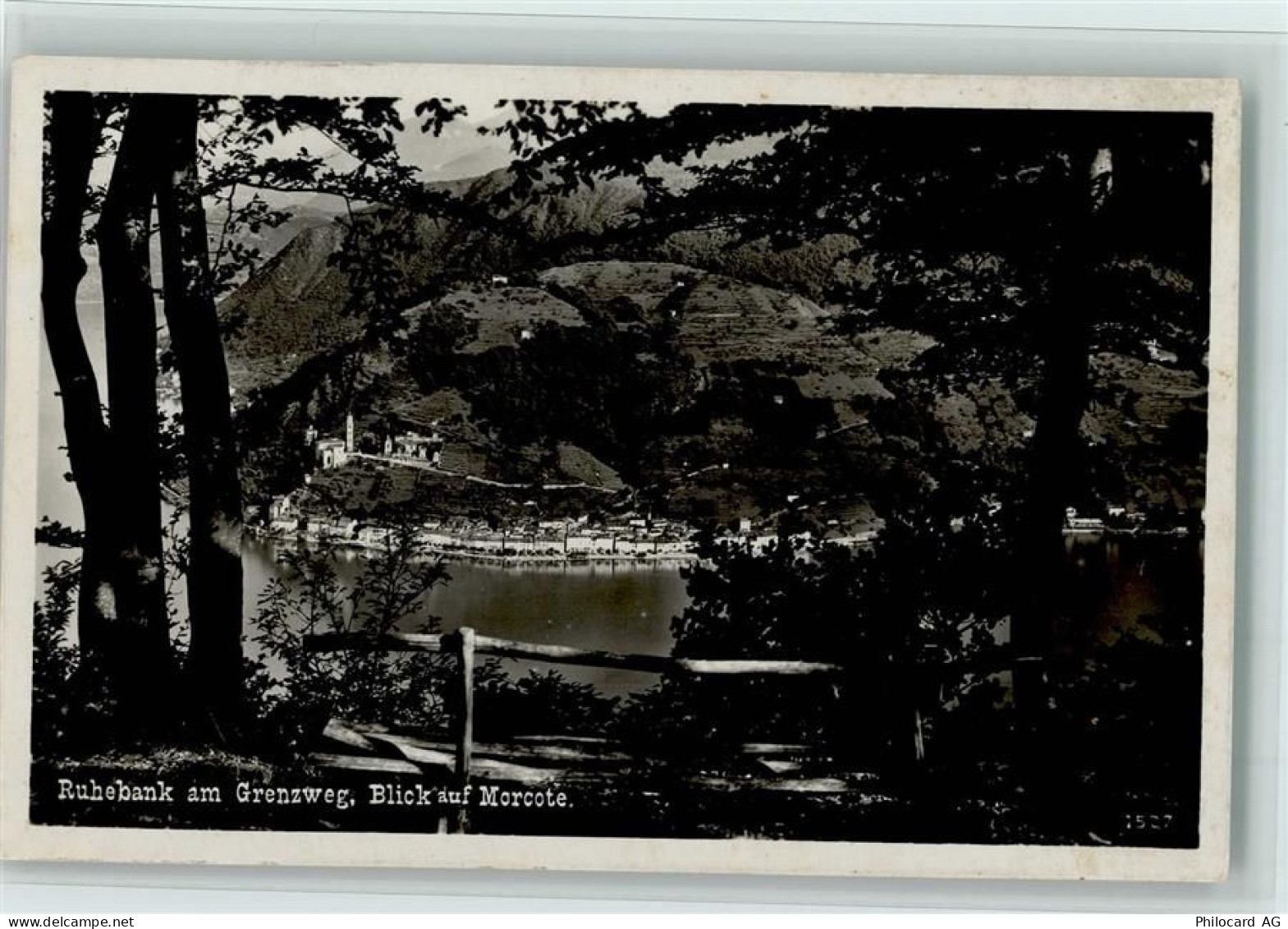 6922 Morcote - Ruhebank am Grenzweg Blick auf Morcote - 12110796