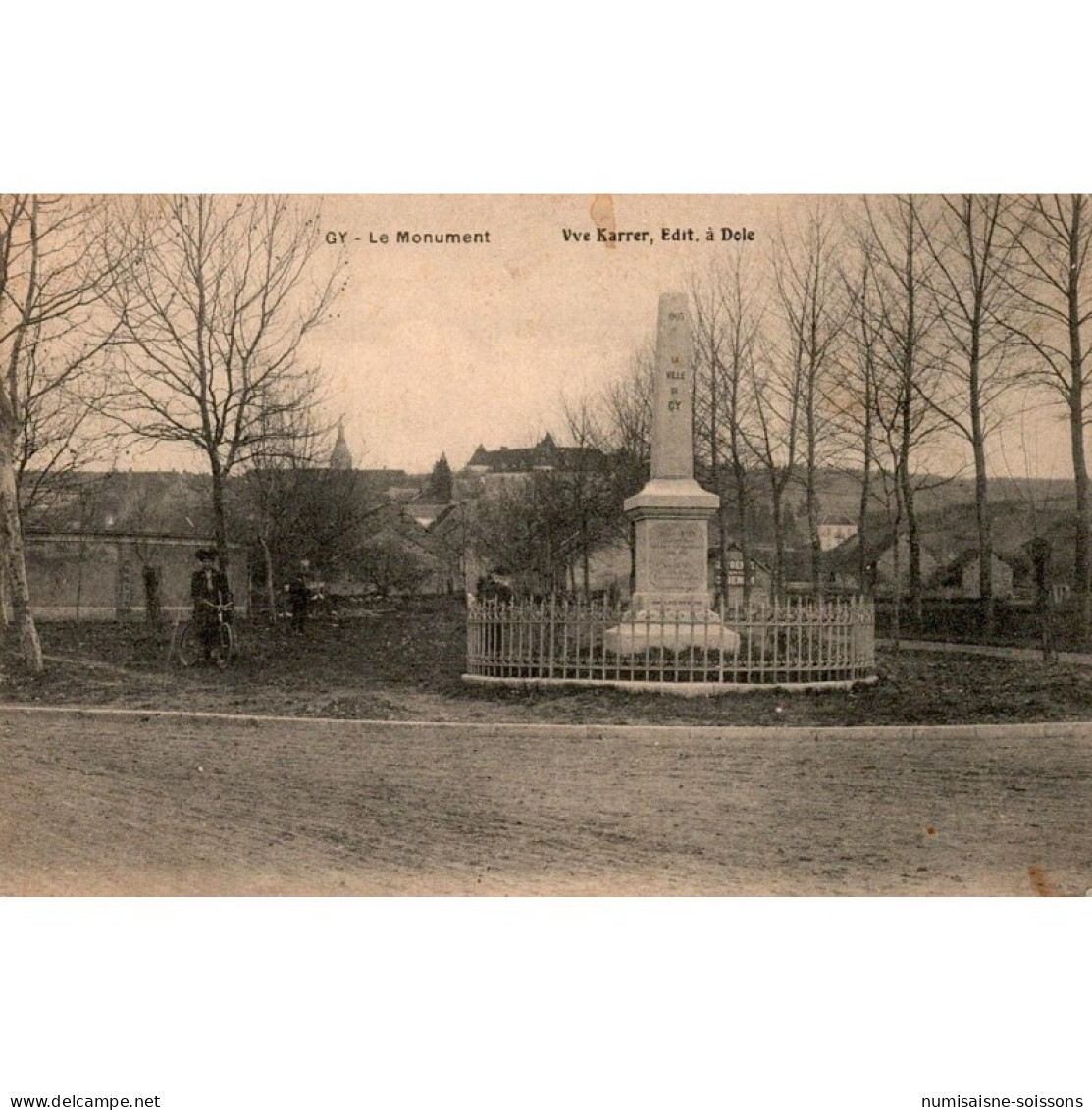 70700 - GY - LE MONUMENT