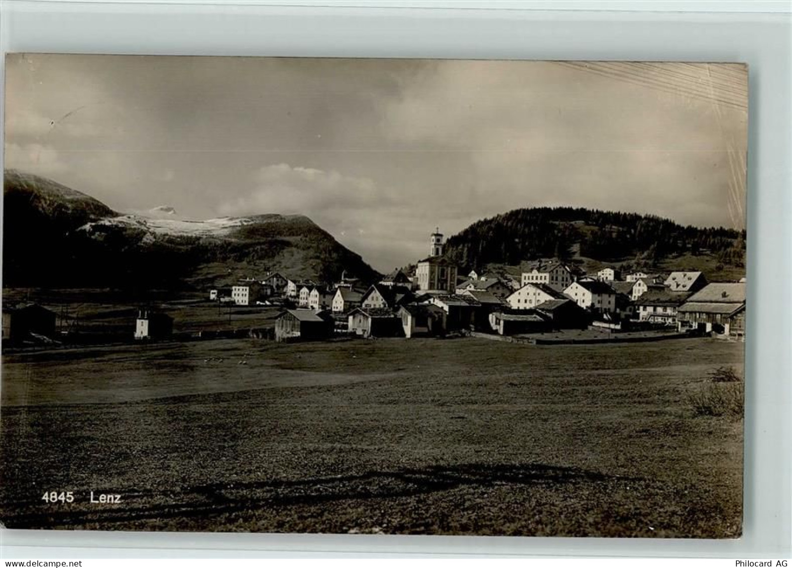 7083 Lantsch/Lenz - Panoramaansicht m. Kirche - 10161310