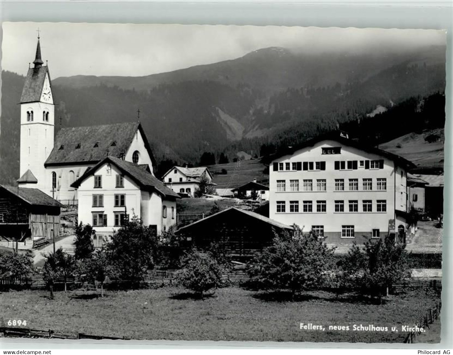 7153 Falera Fellers Foto AK Kirche Schulhaus - 10729722