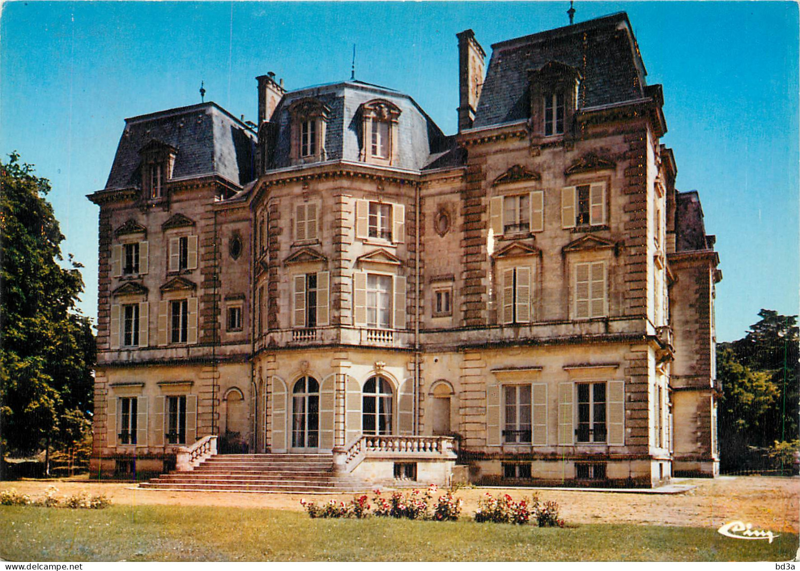 72 MONTFORT LE GESNOIS