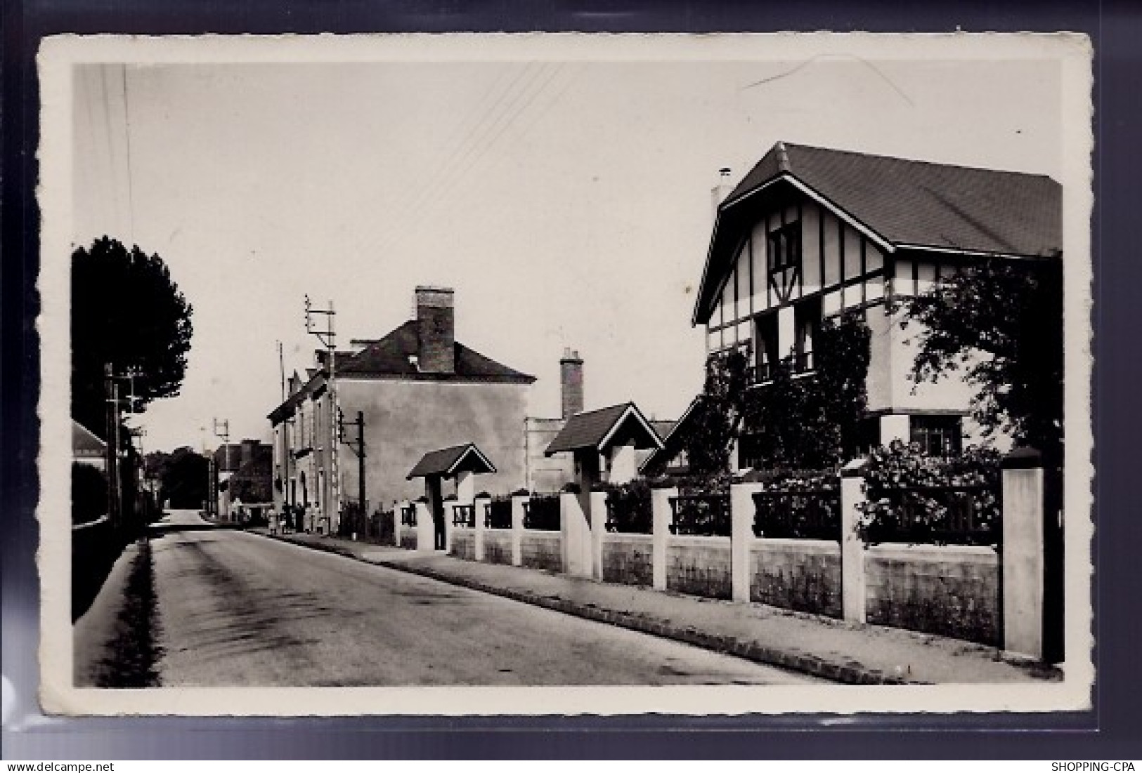72 - Pontvallain - Arrivée par le Mans - Non voyagé - Dos divisé