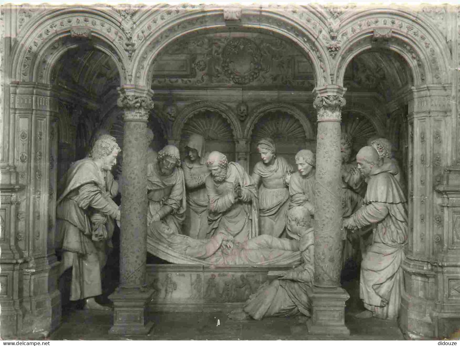 72 - Solesmes - Les Saints de Solesmes  - L'Ensevelissement de Notre-Dame - Mention Photographie Véritable - Carte dente