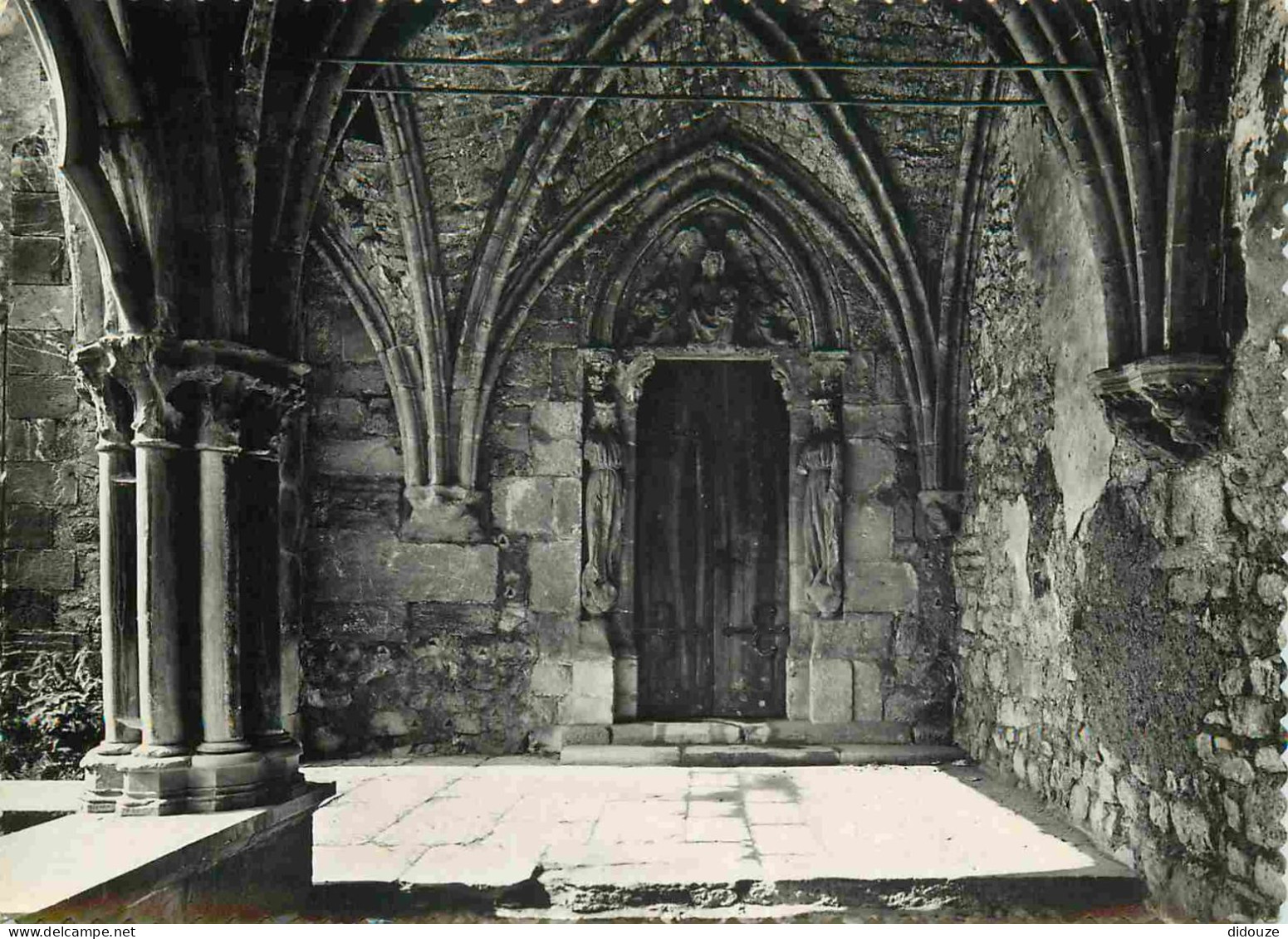 74 - Abondance - Le Cloître - Porte de la Presse - CPM - Voir Scans Recto-Verso