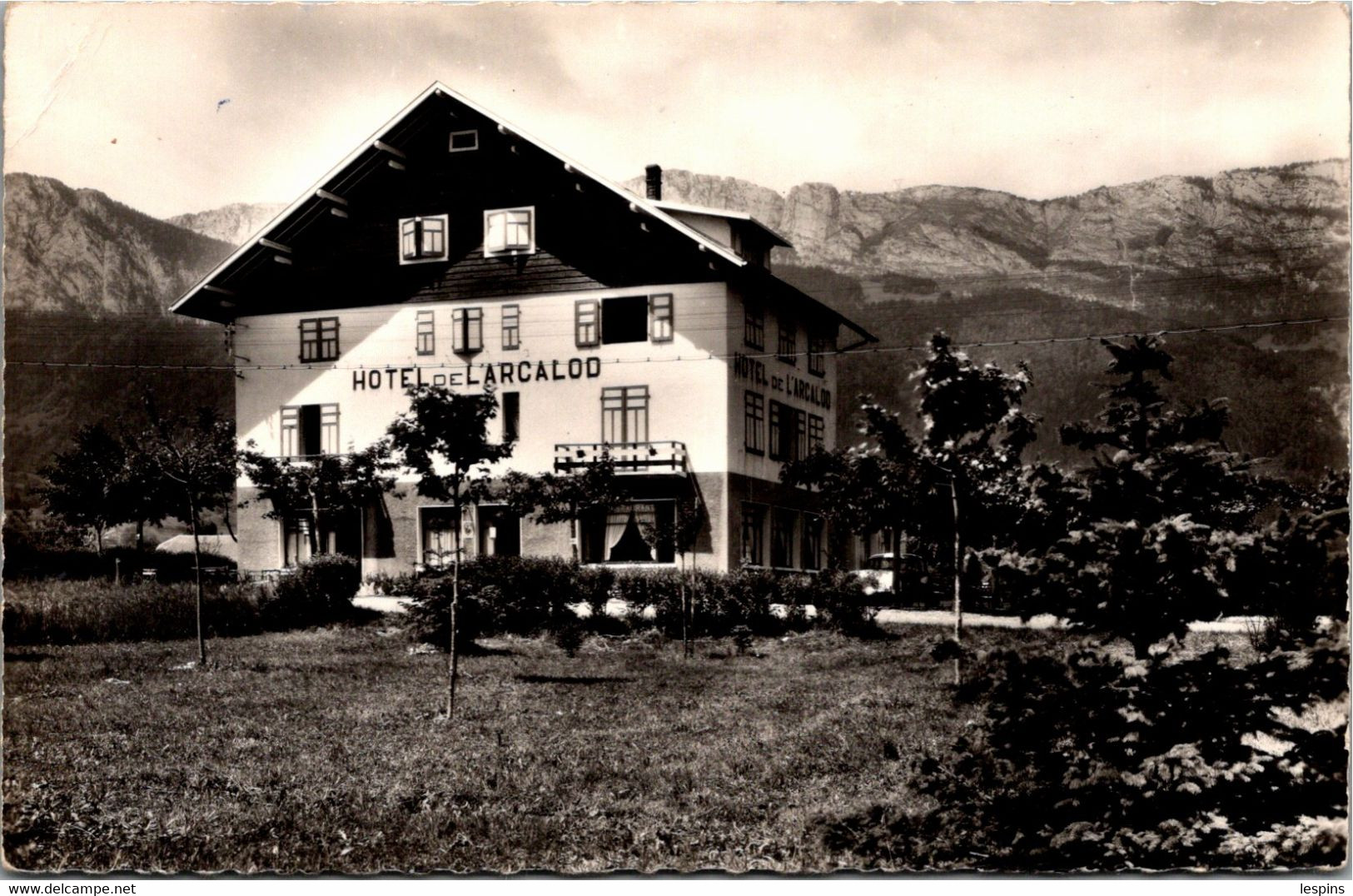 74 - DOUSSARD -- Hôtel de L'Arcalod