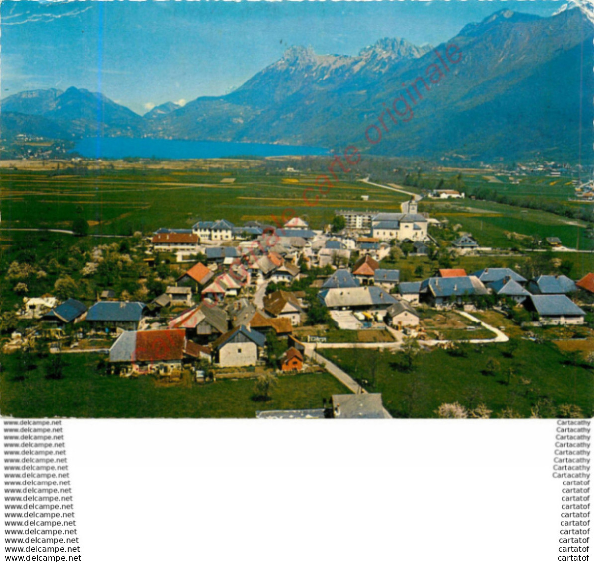 74.  DOUSSARD .  Vue aérienne .