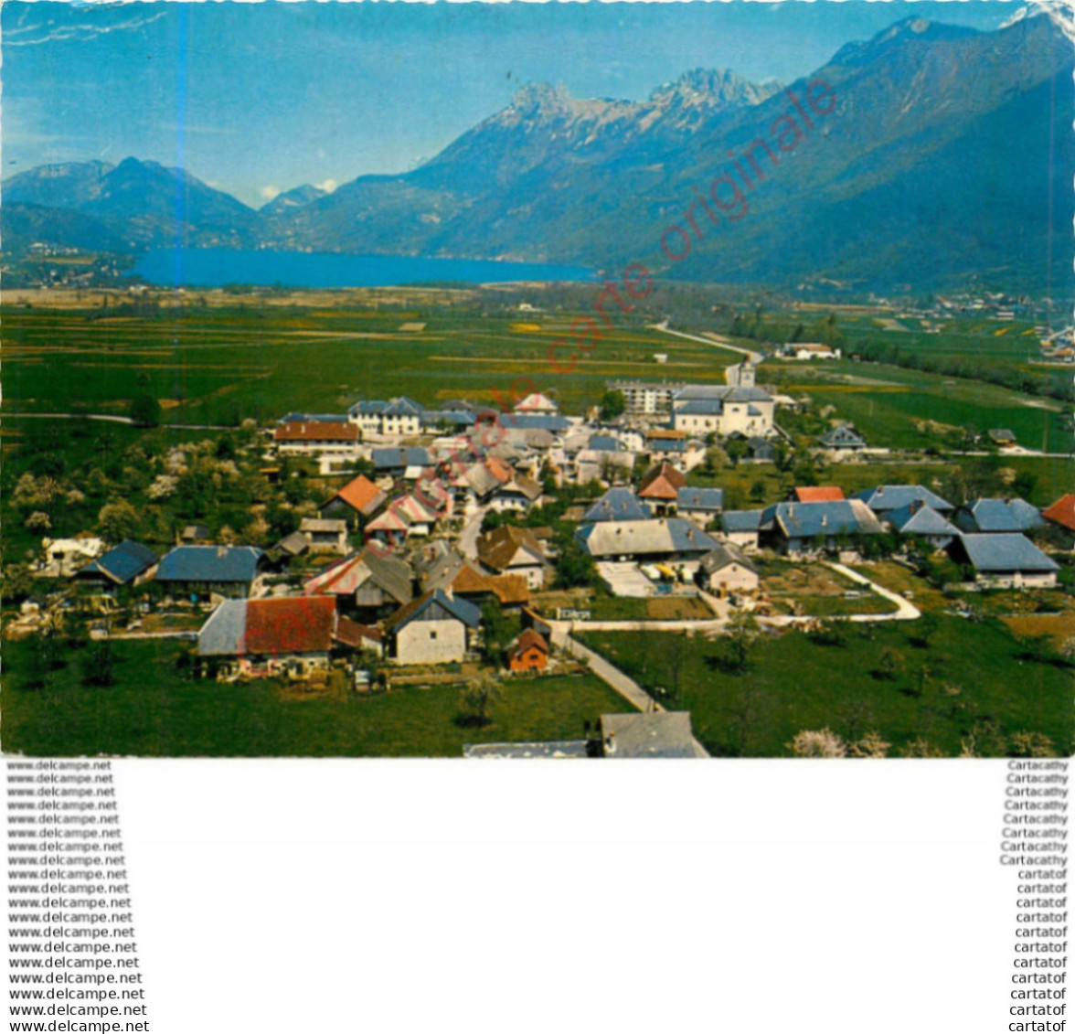 74.  DOUSSARD .  Vue aérienne .