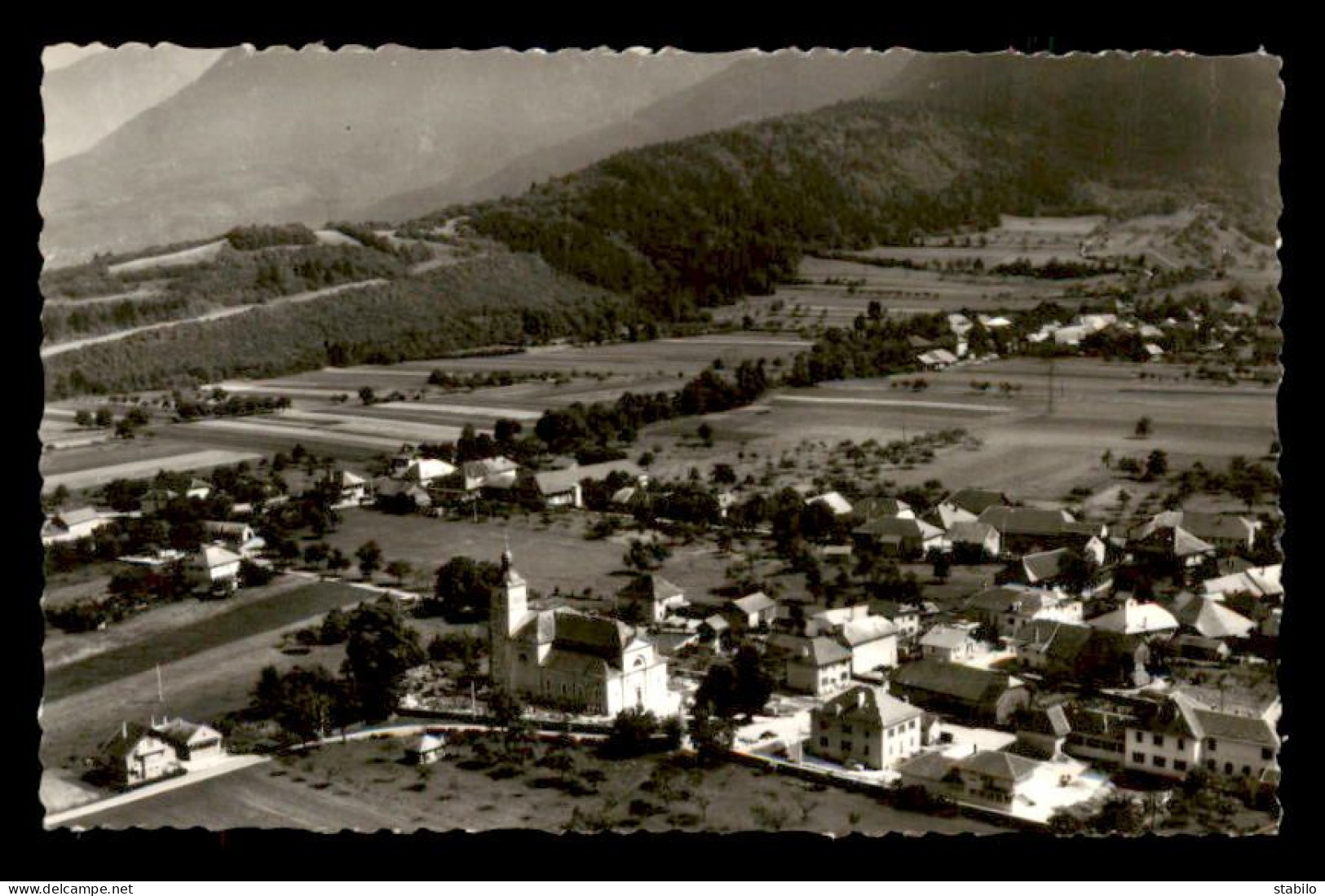 74 - DOUSSARD - VUE  GENERALE