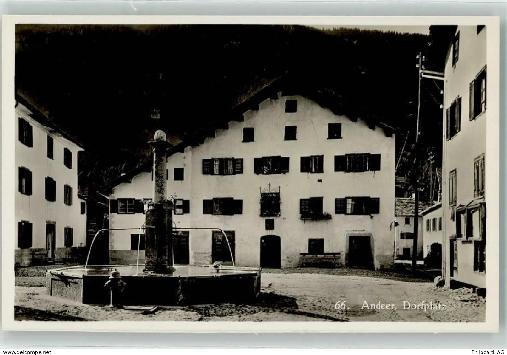 7440 Andeer - Dorfplatz Brunnen - 10619282