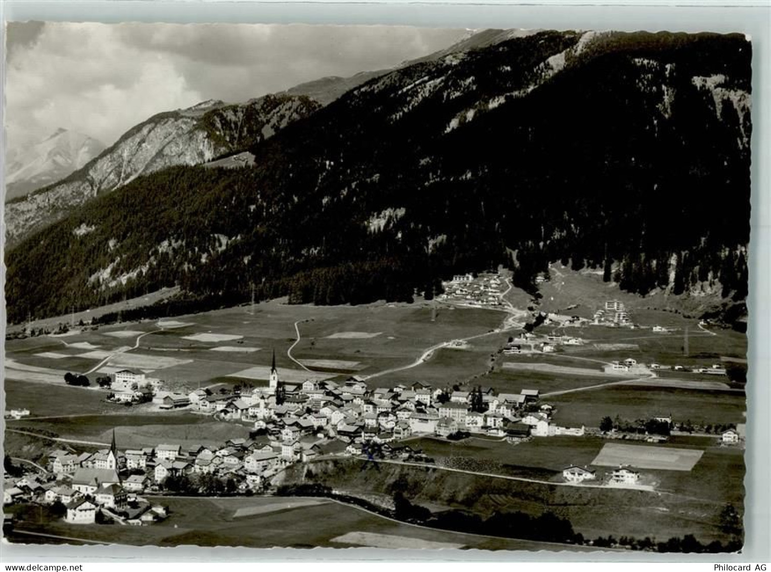 7460 Savognin Foto AK Ferienhäuser Siedlung Lenzerhorn Kirche Ort lt. St... - 10586091