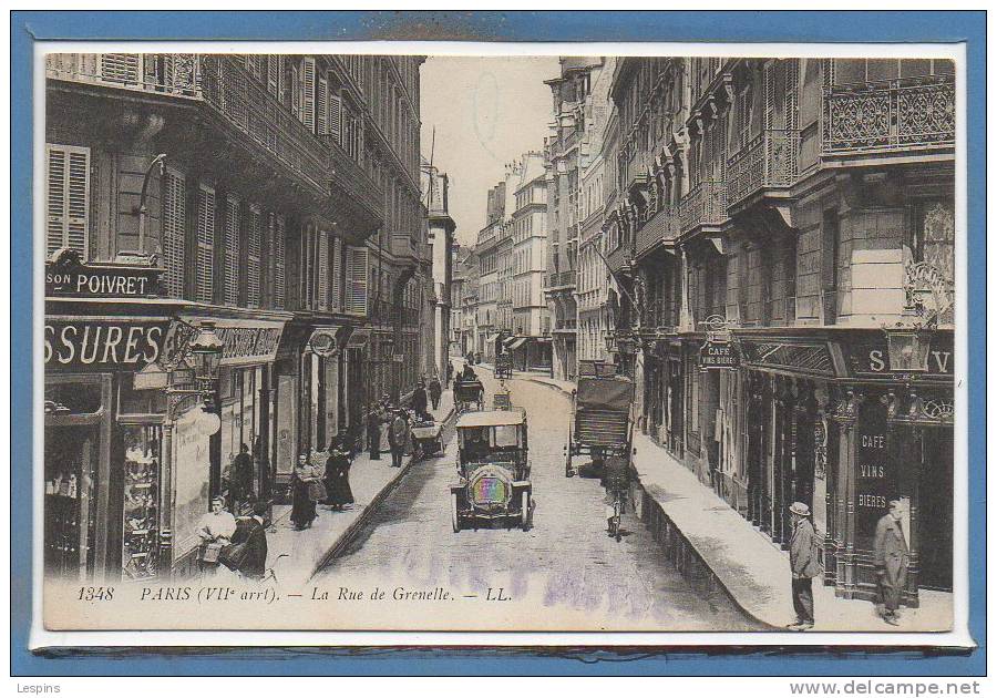 75 - PARIS - 07 Arr. --  La rue de Grenelle